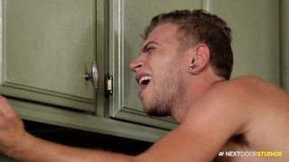 NextDoorBuddiesAlexander Greene’s Hot Morning