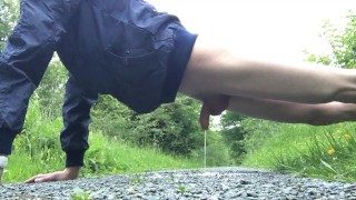 There are different ways to piss – I love to piss in public